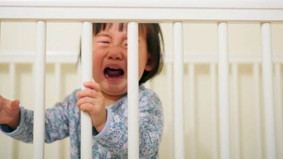 Para alguns bebês, não há lágrimas, enquanto outros podem chorar por horas. — Foto: GETTY IMAGES/BBC