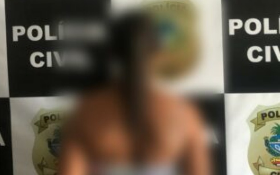 Mãe é presa suspeita de mentir para acobertar marido investigado por estuprar a filha dela em Abadia de Goiás — Foto: Divulgação/Polícia Civil