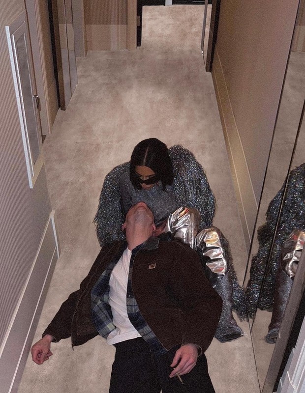 Kim Kardashian posta primeiras fotos com o namorado, Pete Davidson (Foto: Reprodução/Instagram)