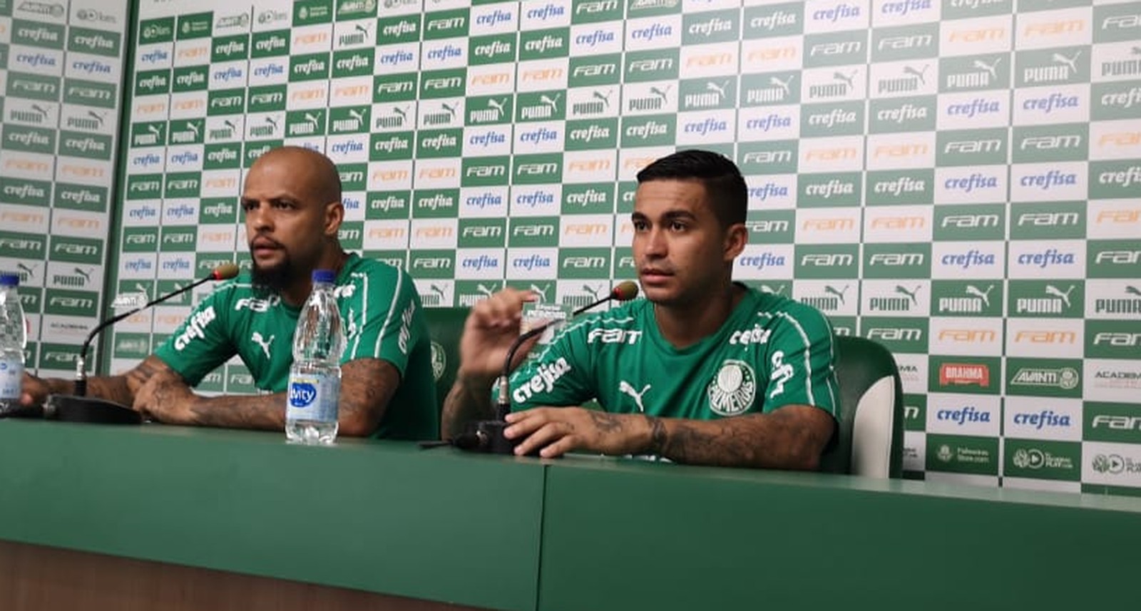 Em coletiva, Felipe Melo e Dudu defendem Luxemburgo: 