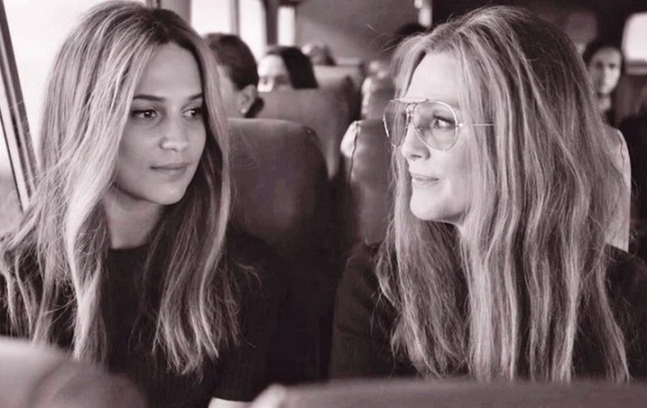 Julianne Moore Ameacou Abandonar Filme Apos Ouvir Comentario Sexista Sobre Alicia Vikander Monet Filmes