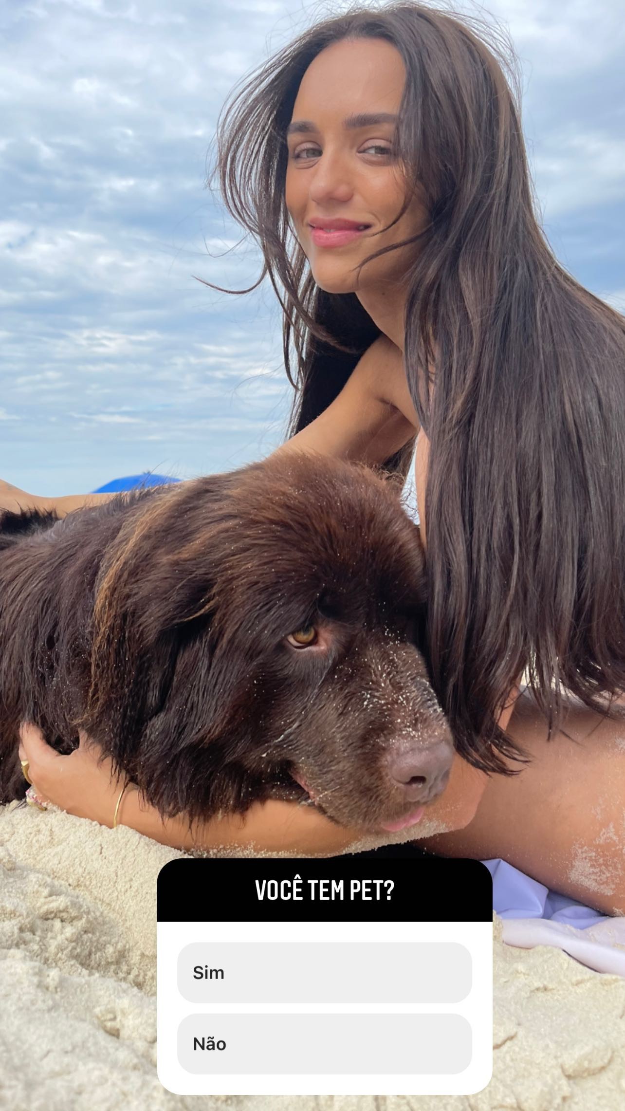 Rafa Kalimann e sua cachorra Angel (Foto: Reprodução/Instagram)