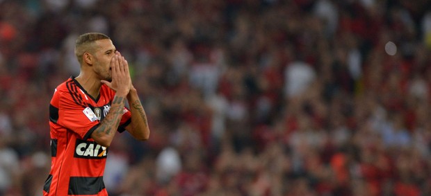 Roger Flores: León deixou Fla mais motivado e cansado para a decisão