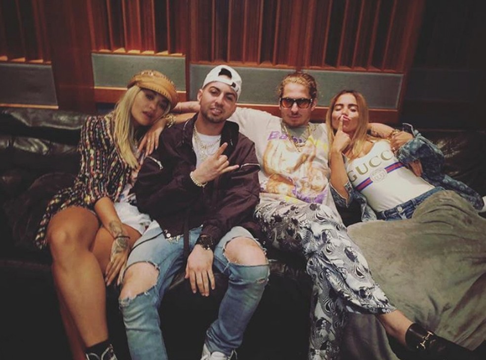 Rita Ora, Justin Quiles, Andrew Watt e Anitta (Foto: Reprodução / Instagram)