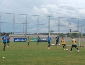 Erazo é poupado pelo segundo treino seguido e vira dúvida para pegar o Ju
