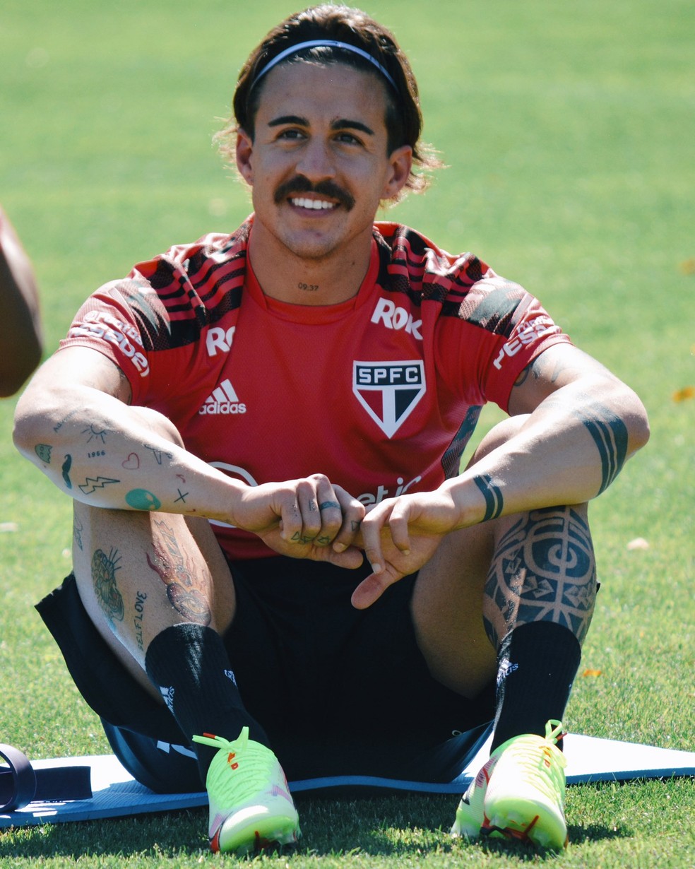 Gabriel Neves participou do primeiro treino com a camisa do São Paulo — Foto: Fellipe Lucena/saopaulofc