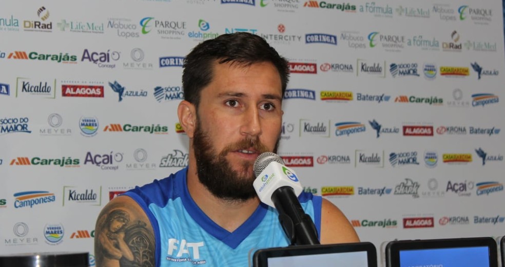 Jonatan Gómez não segue no CSA para 2020 — Foto: João Alvim/GloboEsporte.com
