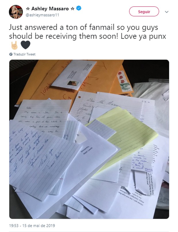 Último post de Ashley Massaro, um dia antes de sua morte (Foto: Reprodução/Twitter)