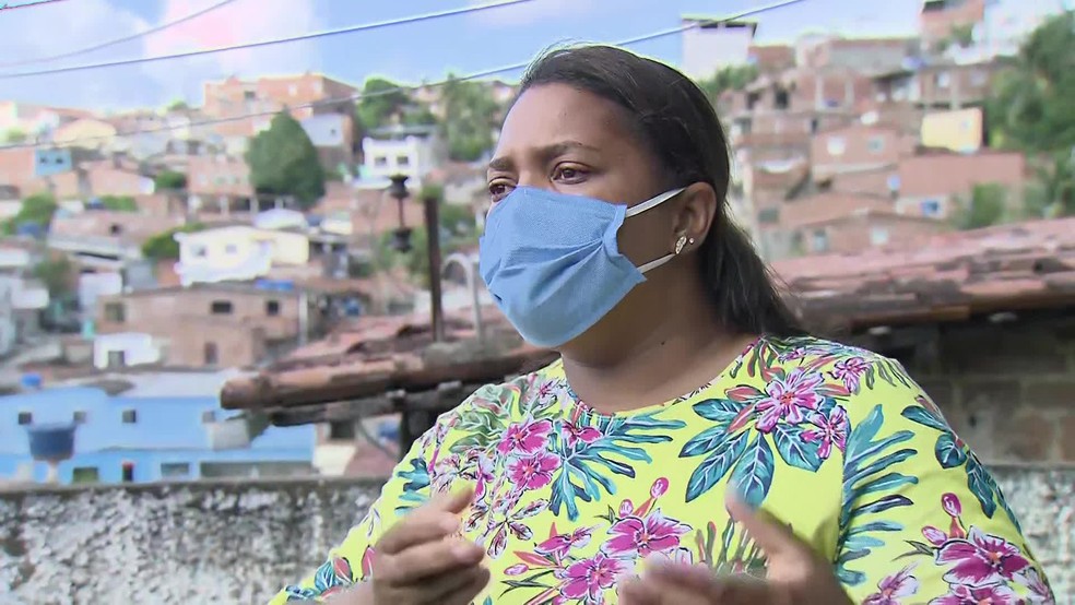 Mirtes Renata Souza, mãe do menino Miguel Otávio, de 5 anos, que morreu ao cair de um prédio de luxo no Centro do Recife — Foto: Reprodução/TV Globo
