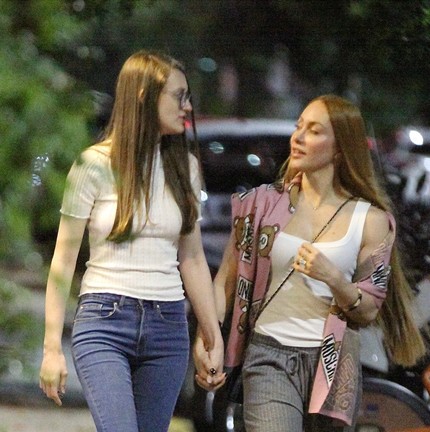 Aline Dahlen e Milena Requião — Foto: Foto: EXTRA