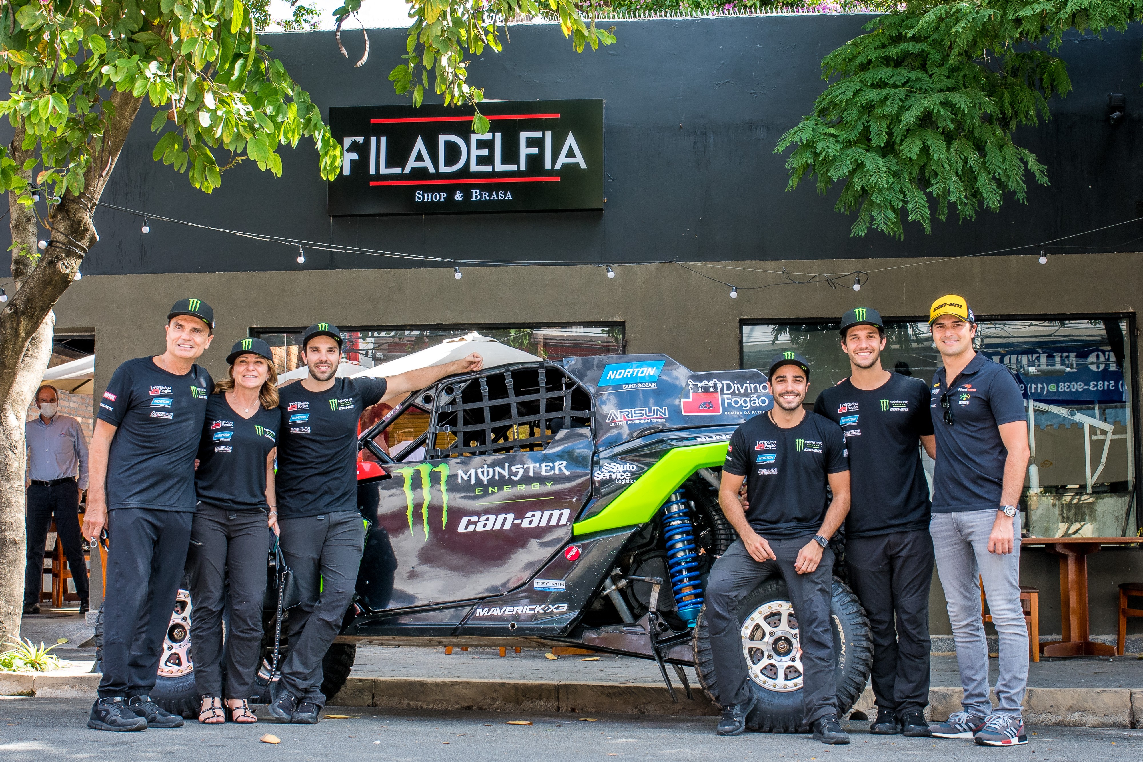 Equipe Varela Can-Am Monster Energy com Nelsinho Piquet (Foto: José Mário Dias)