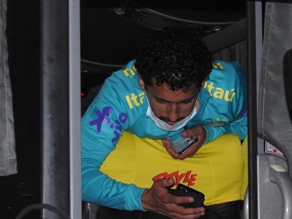 Marquinhos foi outra peça importante no triunfo sobre os paraguaios — Foto: Marcelo Braga
