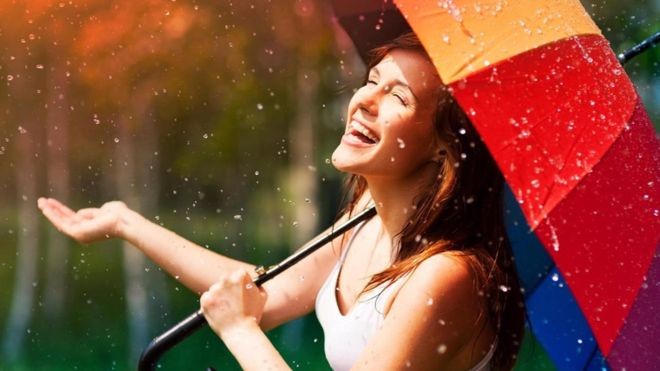 BBC - Nosso estado de felicidade depende muito da nossa personalidade e se conseguimos encontrar prazer no contentamento. (Foto: Alamy/BBC)
