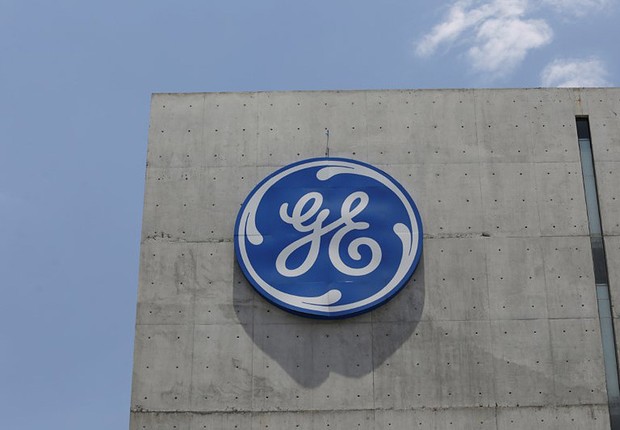 Logo da General Electric Co. (GE) em San Pedro Garza Garcí­a, no México (Foto: Daniel Becerril/Reuters)