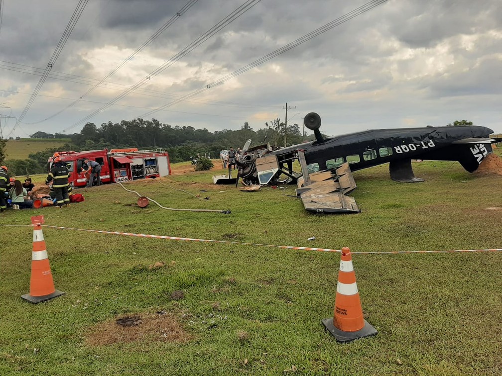 Avião com 12 pessoas fez pouso de emergência em Boituva (SP) — Foto: Prefeitura de Boituva/ Divulgação 