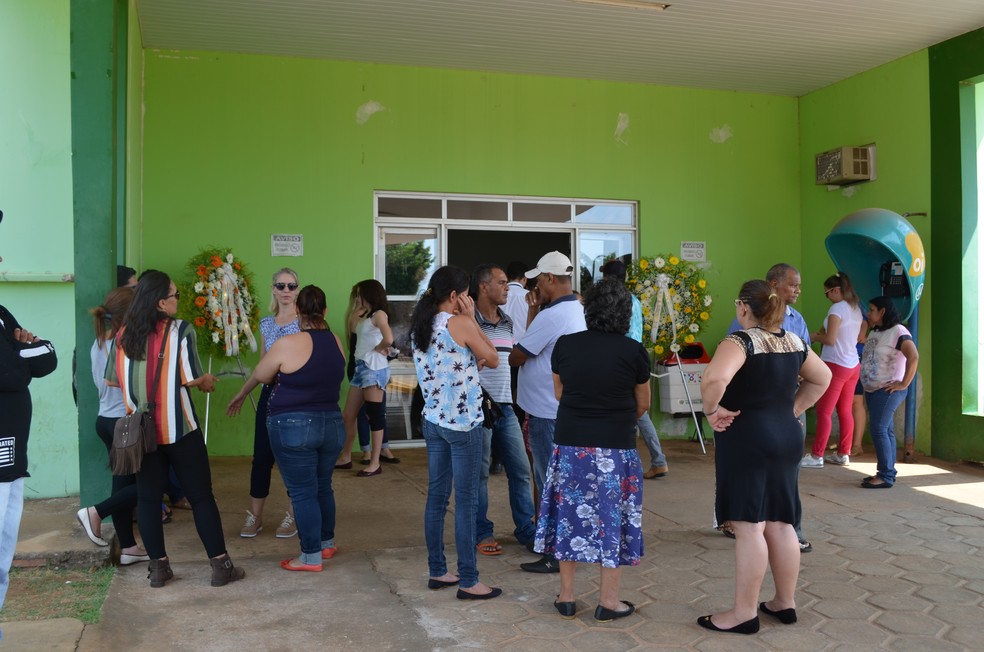 Velório acontece na Câmara de Vereadores de Vilhena (Foto: Eliete Marques/G1)