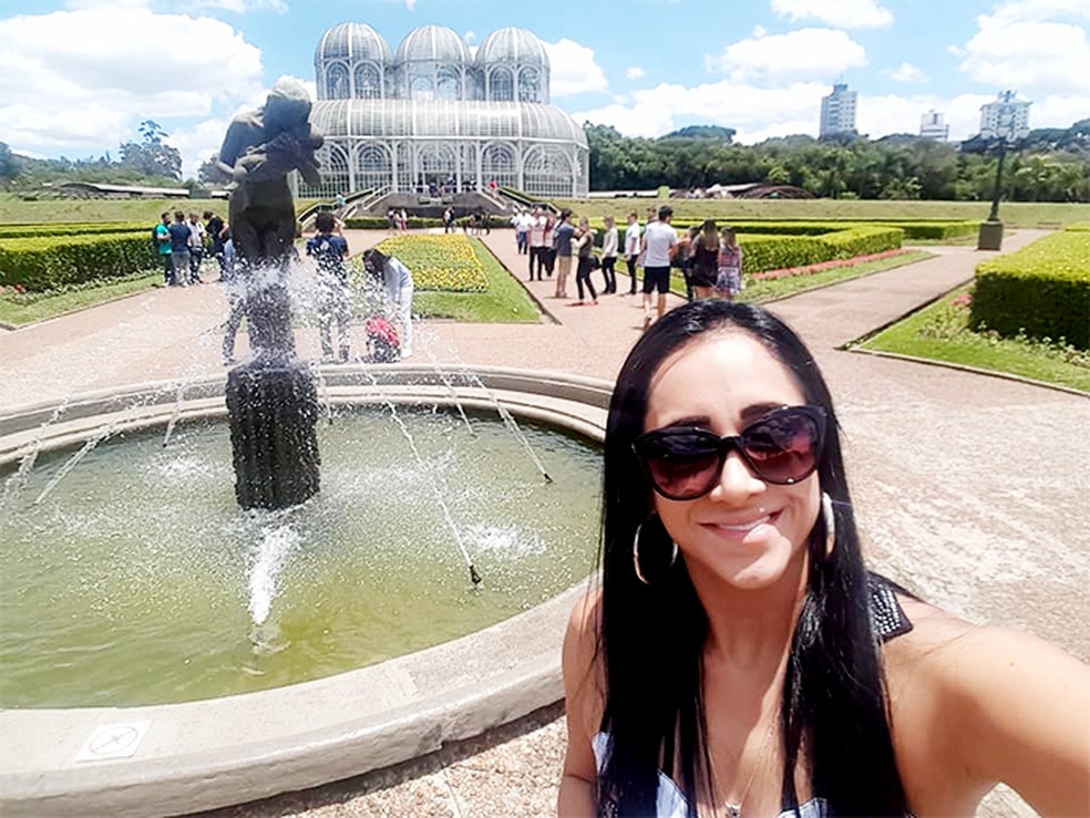 Ximena no Jardim Bot&acirc;nico de Curitiba. Recentemente, esteve no Brasil para dar palestras sobre avia&ccedil;&atilde;o (Foto: Reprodu&ccedil;&atilde;o/Facebook)