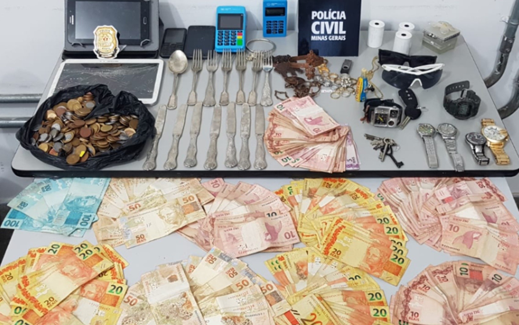 Polícia recupera em materiais furtados de igreja em Poços de Caldas; peças foram avaliadas em R$ 30 mil