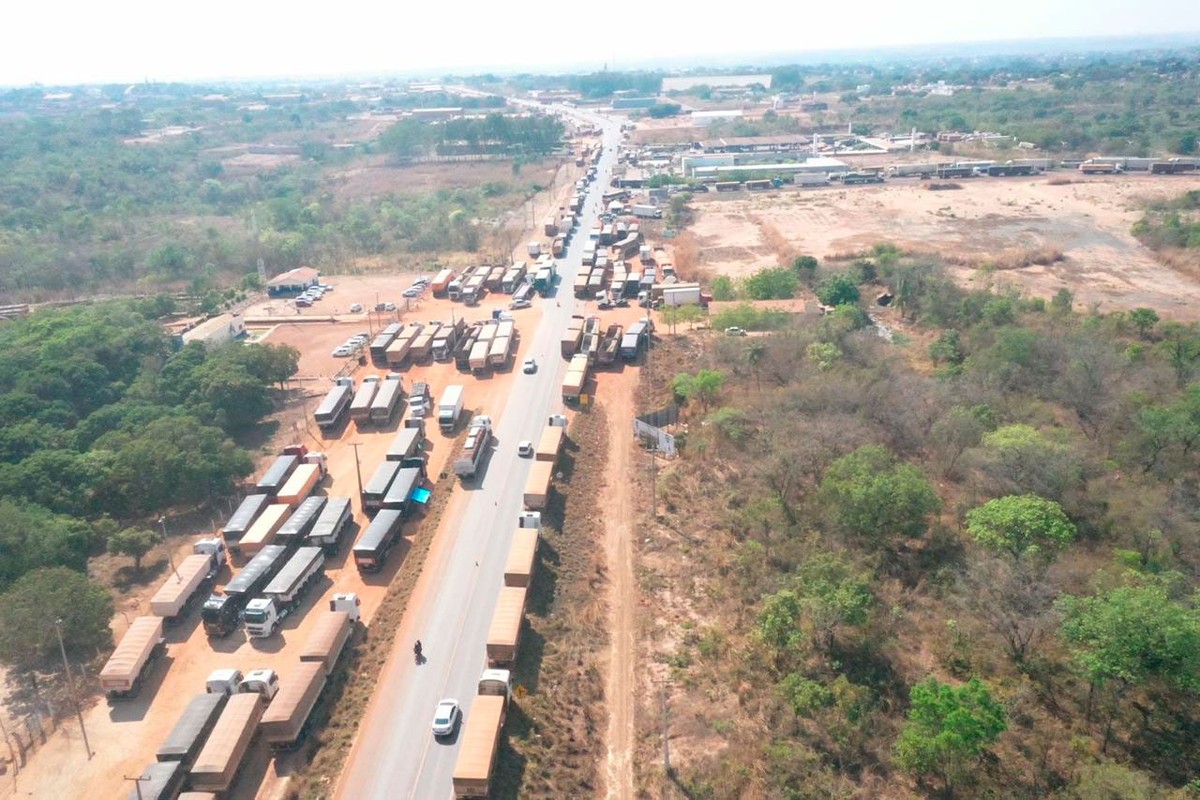 Caminhoneiros encerram manifestação na BR-230 no MA após ...