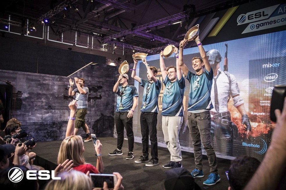 A Luminosity, na época com Tyler "Ninja" Blevins em sua line up, venceu o primeiro evento de PUBG a oferecer mais de US$ 100 mil em prêmios (Foto: Divulgação/ESL)