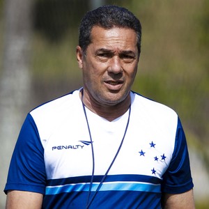 Por vaga nas quartas, Cruzeiro briga com fantasma de quedas no Mineirão