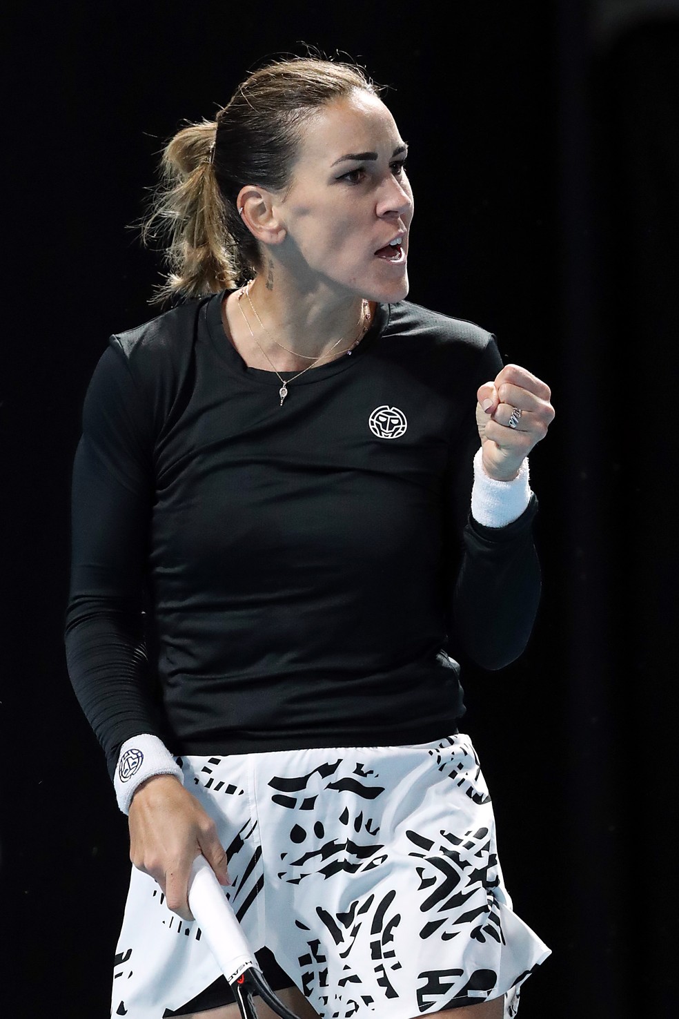 Nuria Parrizas Diaz comemora vitória sobre Bia Haddad no Australian Open 2023 — Foto: Getty Images