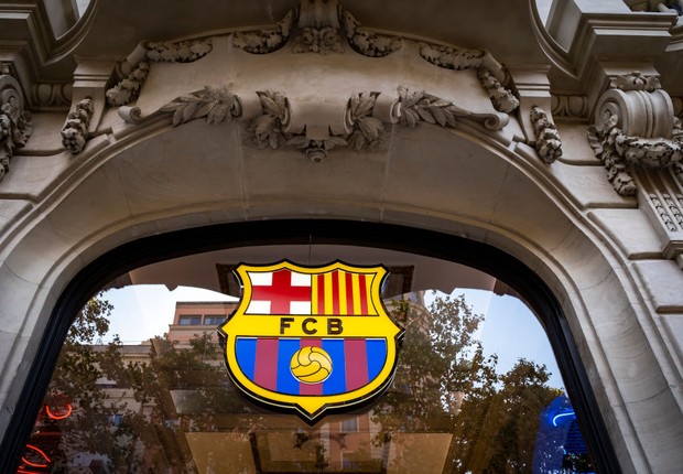 Como o Barcelona saiu da lista de clubes mais ricos do mundo e acabou com sua fortuna (Foto:  SOPA Images/Getty Images)