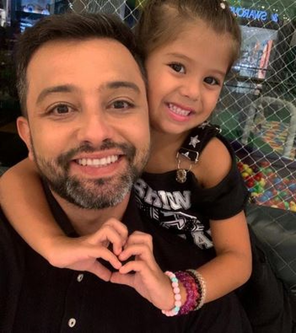 Paulo Roberto diz que não aguentava mais de saudade da filha — Foto: Arquivo pessoal