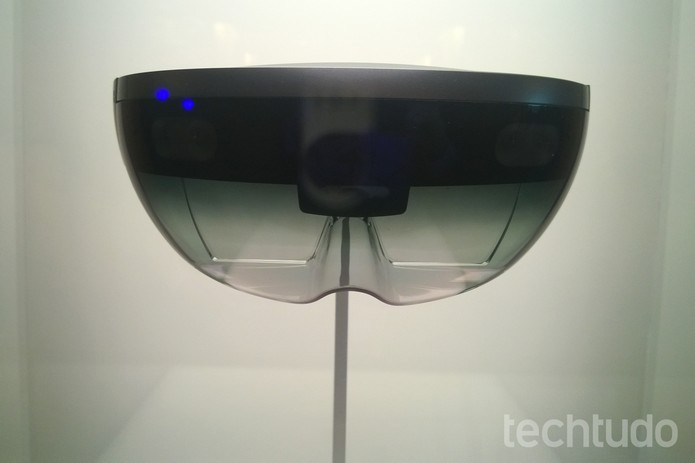 Teste com o potencial de realidade aumentada no Hololens (Foto: Elson Junior/TechTudo)