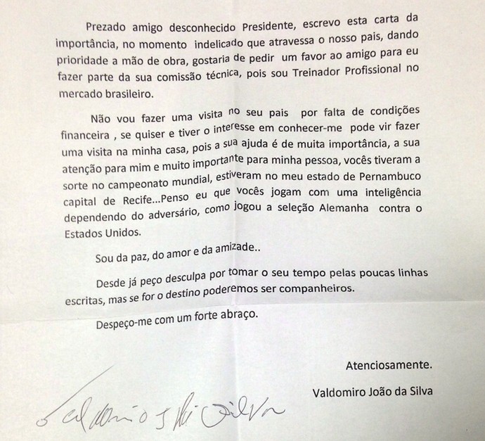 Carta do técnico brasileiro Valdomiro para o Bayer Leverkusen (Foto: Clicia Oliveira)