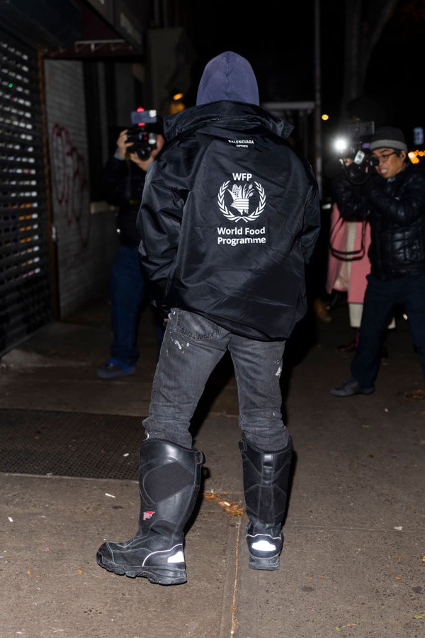 NEW YORK, NEW YORK - JANUARY 04: Kanye West is seen in Greenwich Village on January 04, 2022 in New York City. (Photo by Gotham/GC Images) (Foto: GC Images)
