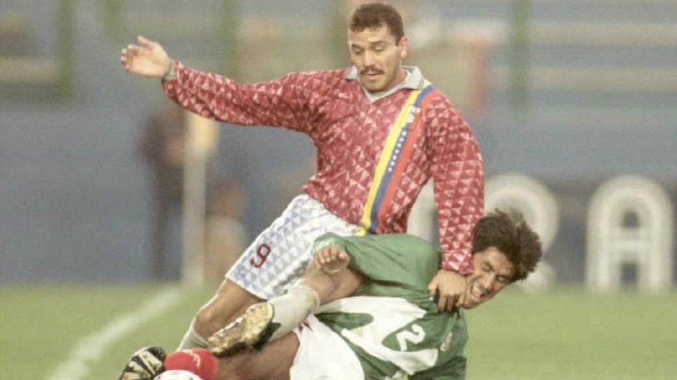 Venzuela e Bolívia durante a Copa América de 1993 — Foto: Reprodução