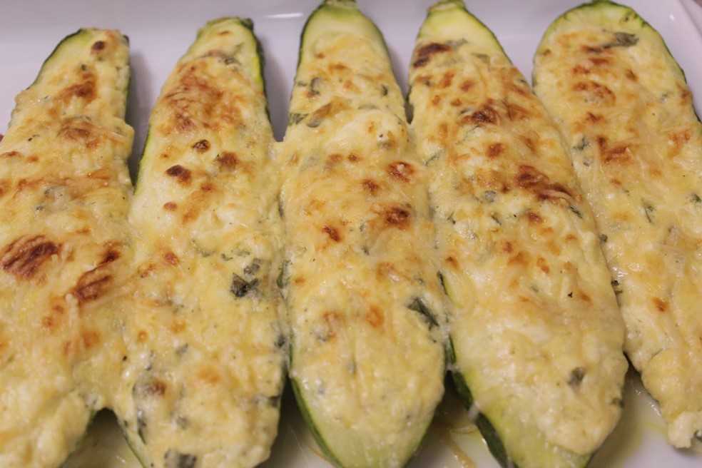 Abobrinha Recheada Com Espinafre