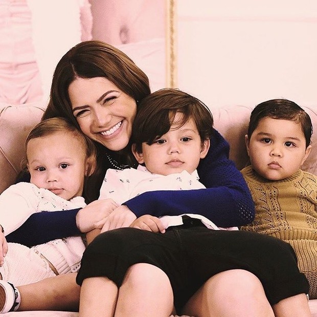 Sarah Pôncio e filhos (Foto: Reprodução/Instagram)