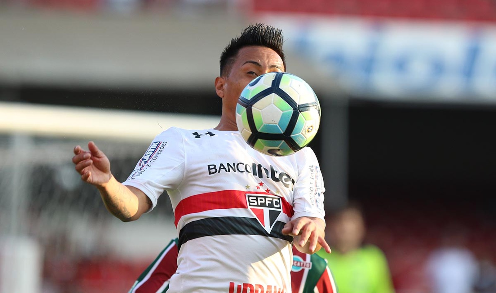 São Paulo  mostra pontaria descalibrada
