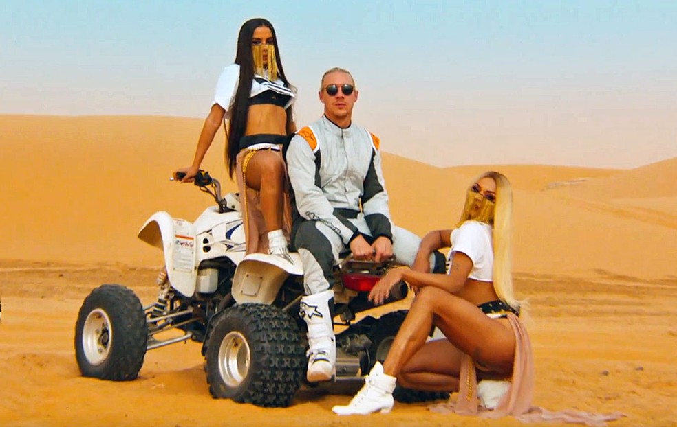 Anitta, Diplo e Pabllo Vittar em cena do clipe 'Sua cara' (Foto: Reprodução/YouTuber/majorlazer)