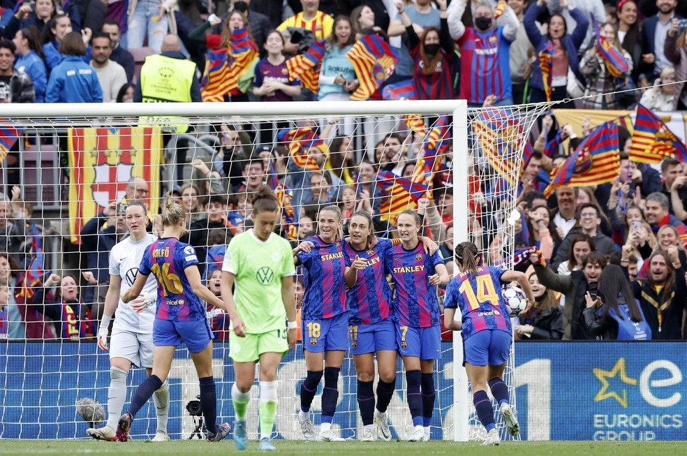 Barcelona goleia o Wolfsburg na semifinal da Champions League Feminina — Foto: Reuters