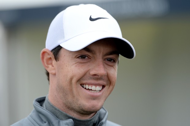 ST ANDREWS, SCOTLAND - OCTOBER 01:  Rory McIlroy of Northern Ireland talks with the media during the final practice round prior to the 2014 Alfred Dunhill Links Championship at The Old Course on October 1, 2014 in St Andrews, Scotland.  (Photo by Ross Kin (Foto: Getty Images)
