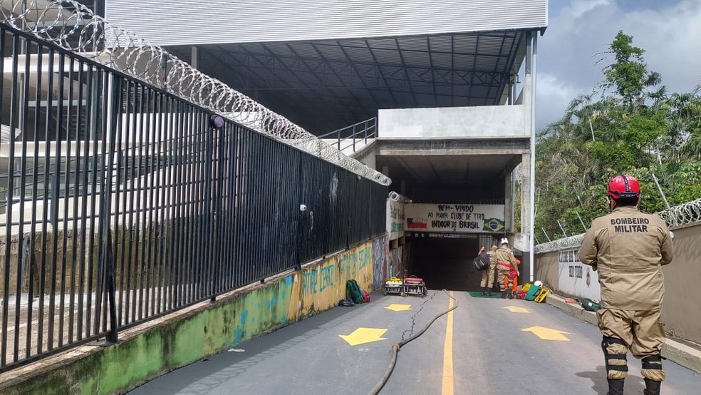 Explosão em clube de tiros deixou mortos, em Manaus. — Foto: Divulgação/Bombeiros