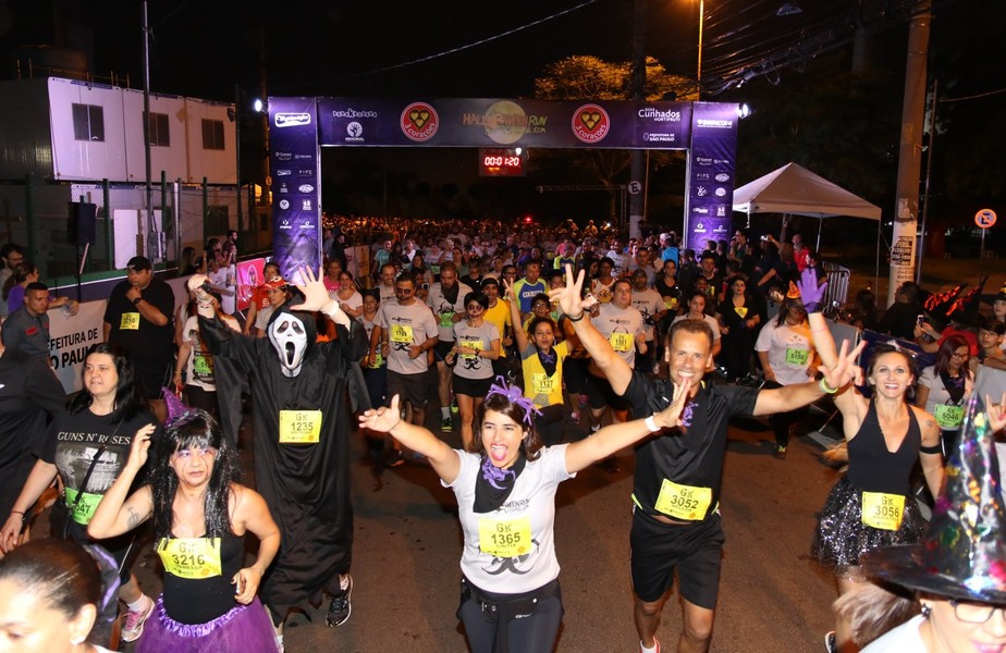 Monstros Bruxas Divers O E Corrida Halloween Run Agita S O Paulo Corridas E Eventos