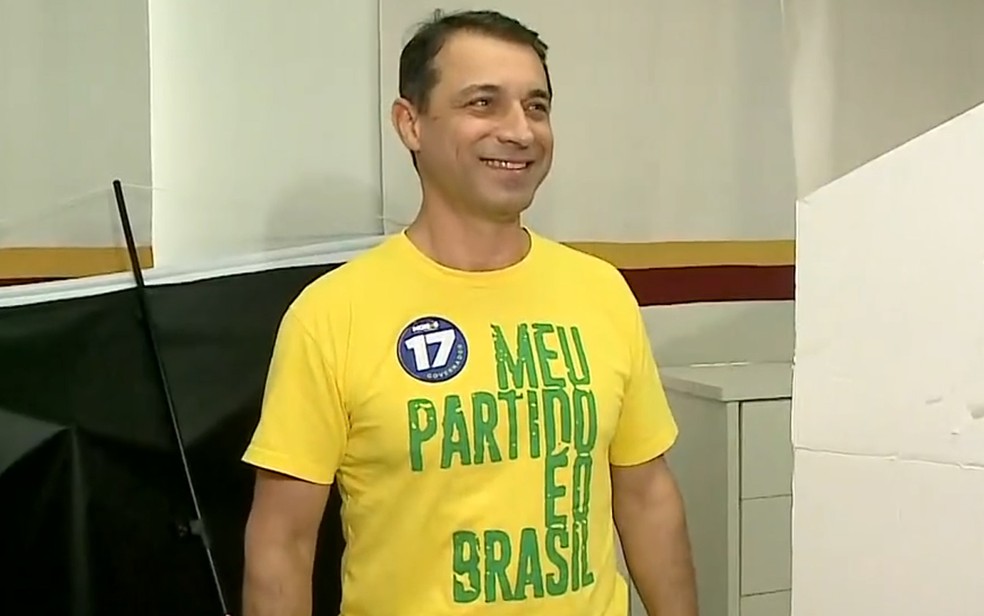 Comandante MoisÃ©s, candidato ao governo de Santa Catarina â€” Foto: ReproduÃ§Ã£o/NSC TV