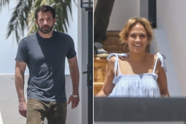 Jennifer Lopez e Ben Affleck passam um tempo juntos em Miami (Foto: Grosby Group)
