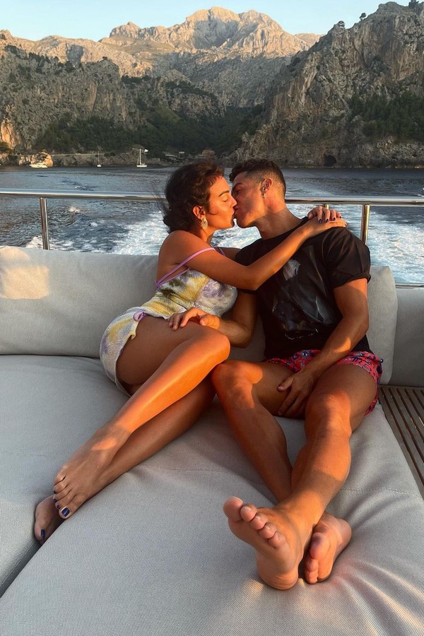 A família de Cristiano Ronaldo está curtindo dias de férias  (Foto: Reprodução Instagram)