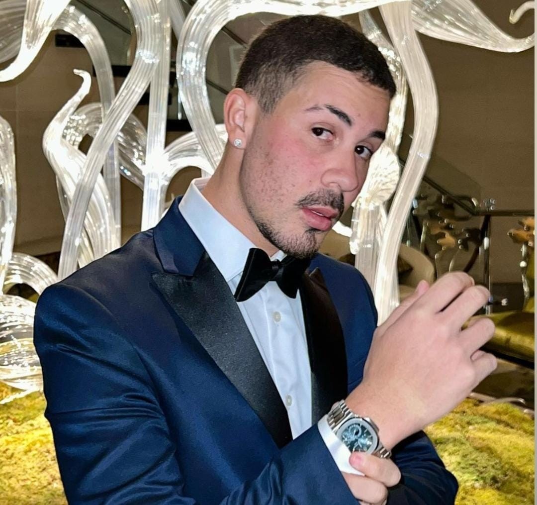 Carlinhos Maia exibe relógio roubado (Foto: Instagram)