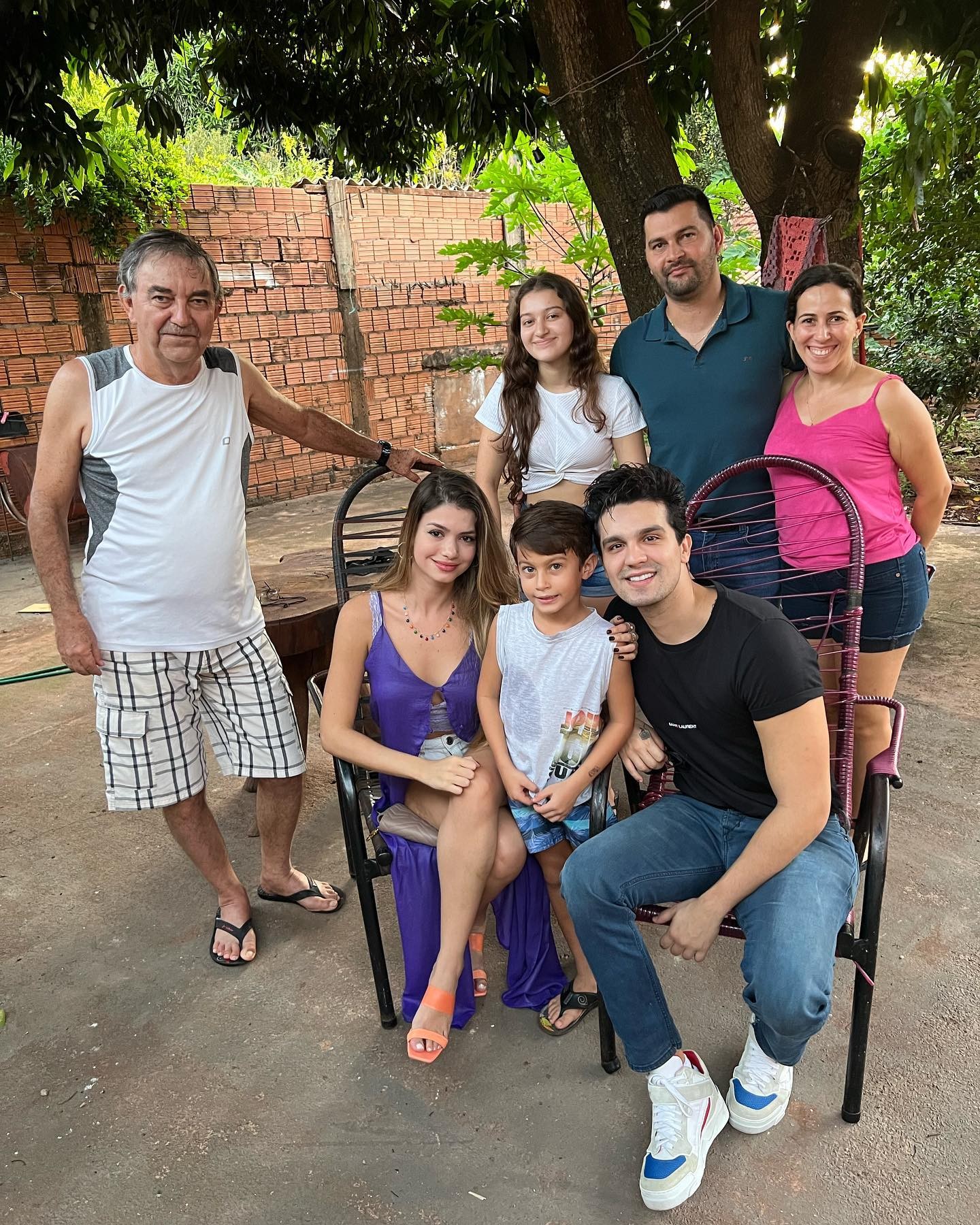 Luan Santana leva namorada para conhecer familiares em Mato Grosso do Sul (Foto: Reprodução/ Instagram)