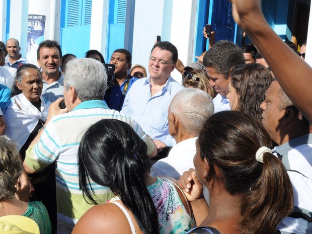 Lúcio Balieiro Gomes (DEM), e o vice-prefeito, Roberto Muniz durante posse (Foto: Paulo Melo/ Assessor da Prefeitura)