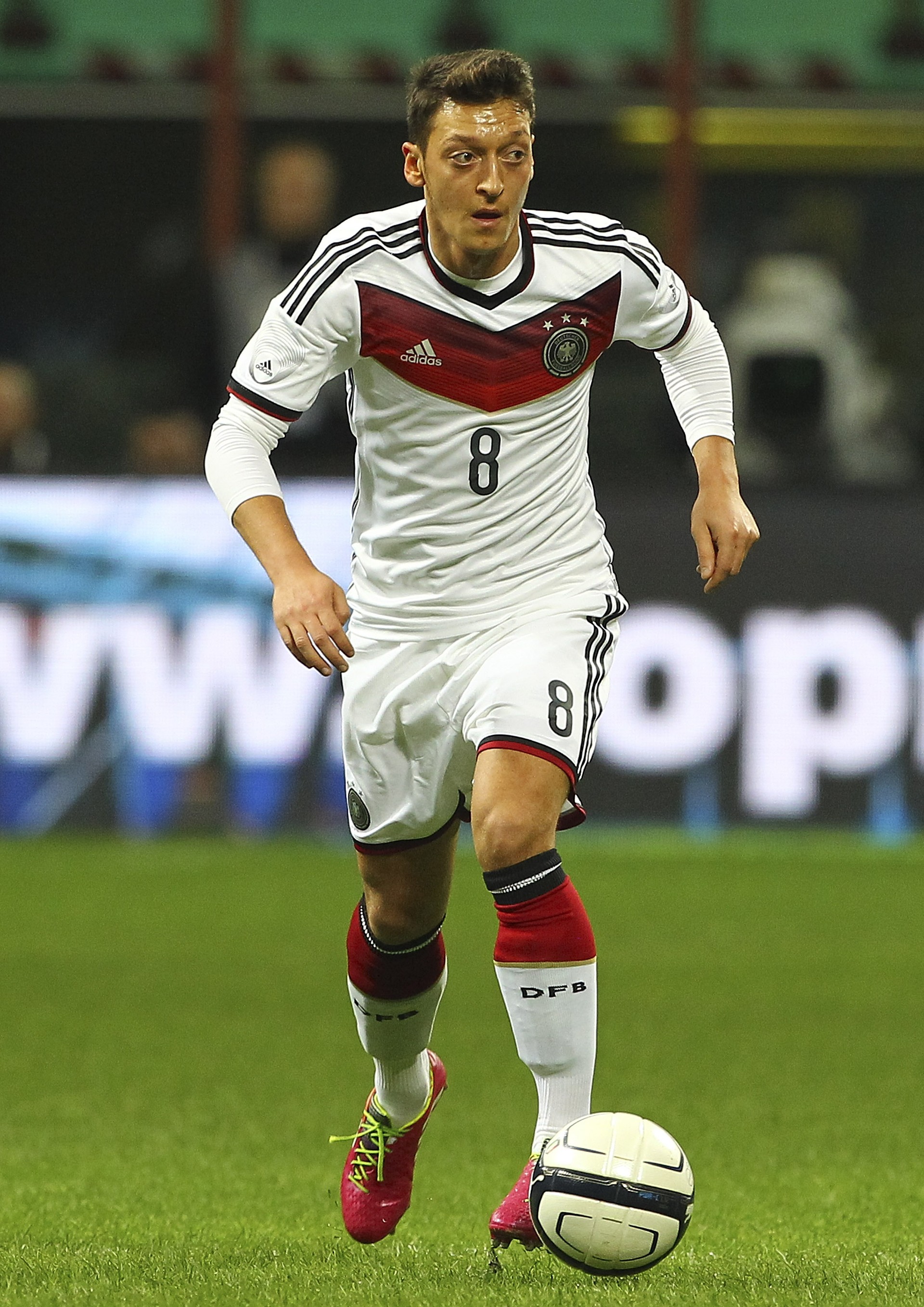 Özil espera guiar a seleção ao título mundial no Brasil (Foto: Getty Images)