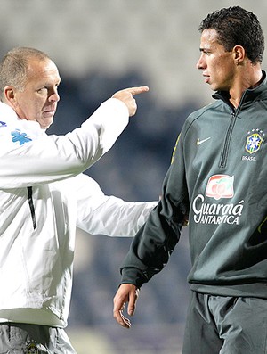 mano menezes leandro damião seleção brasileira treino (Foto: Divulgação/ Mowa Press)