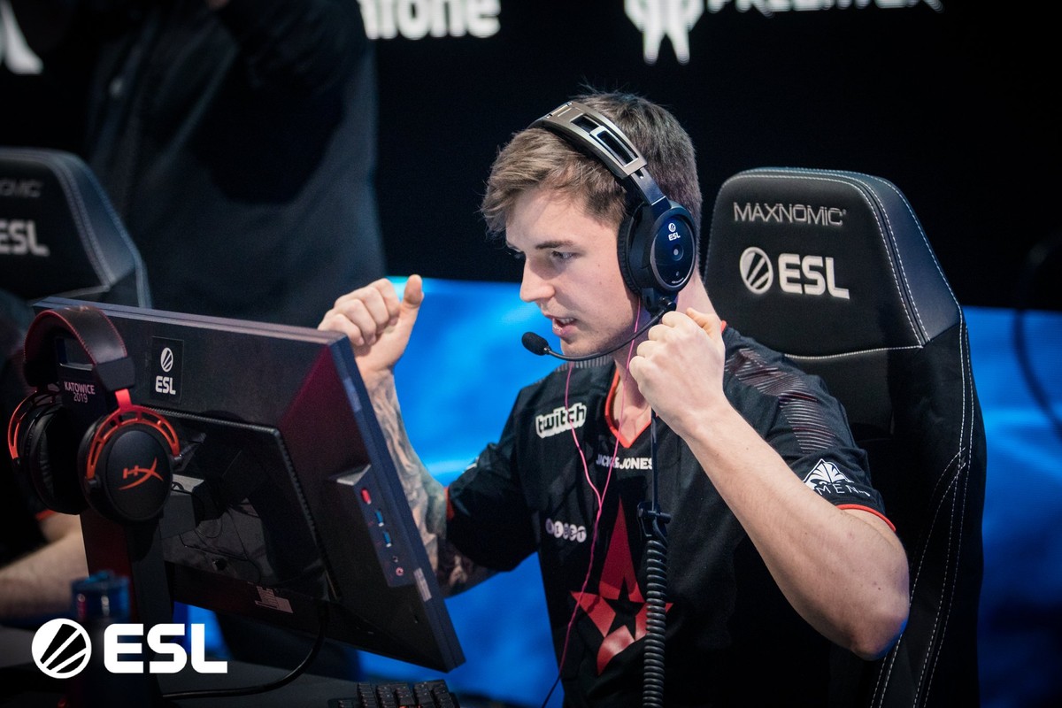 Segundo melhor do mundo no CS:GO, device fala sobre s1mple: 
