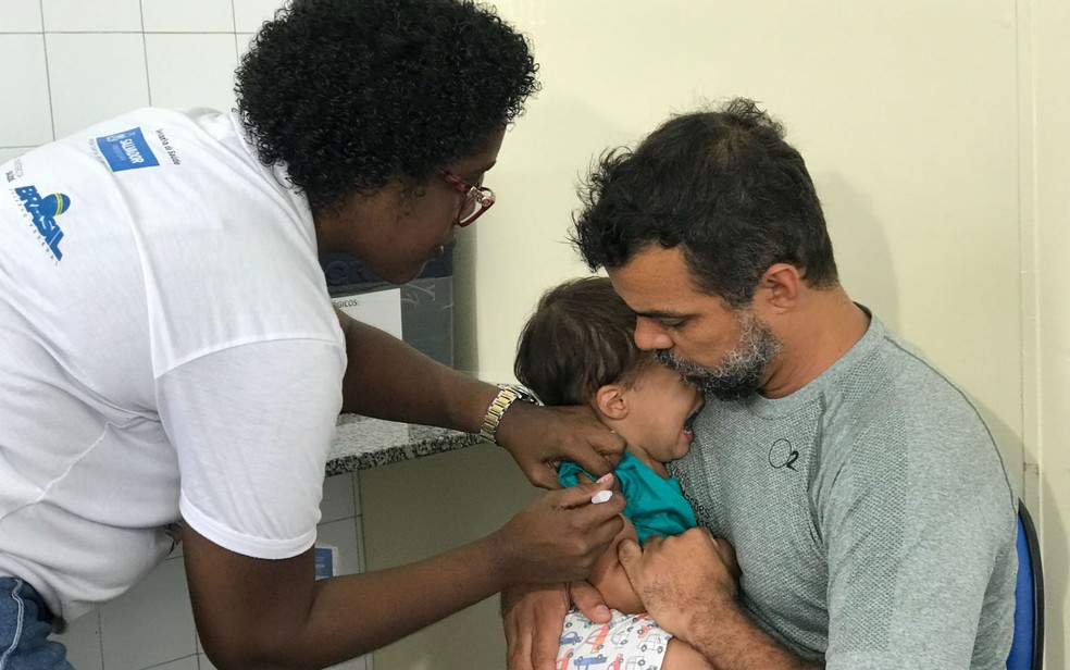 Vacinação contra pólio e sarampo é prorrogada na Bahia — Foto: Camila Oliveira/TV Bahia